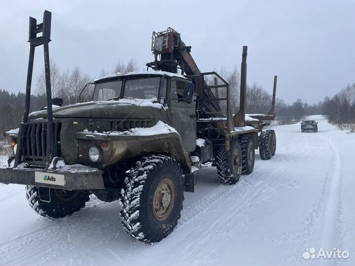 Урал 4320 с КМУ, 1990