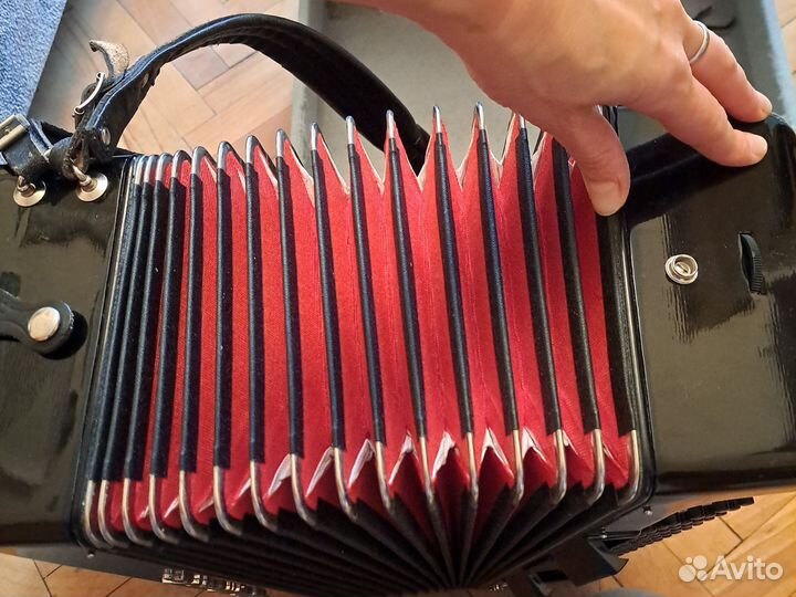 Аккордеон weltmeister 3 4