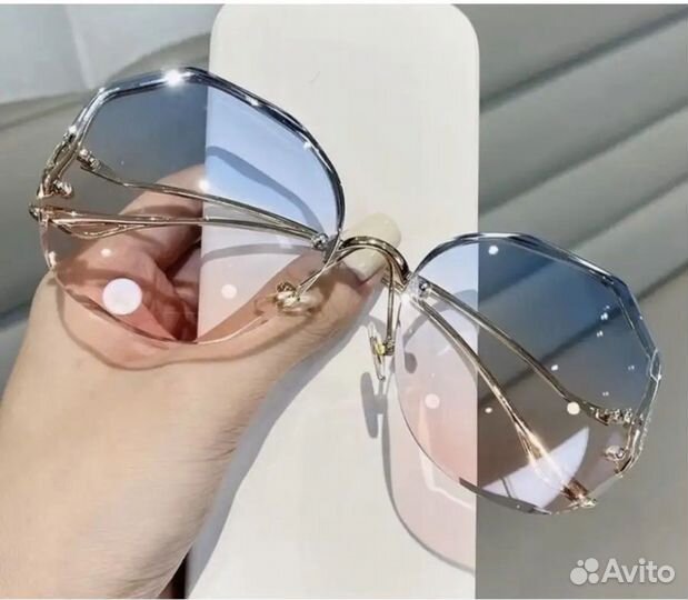 Солнцезащитные очки женские