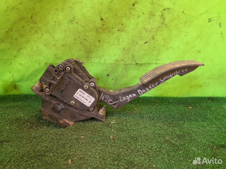 Педаль газа Dacia Logan