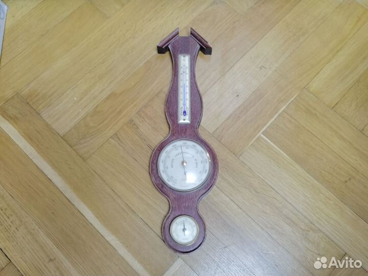 Барометр метеостанция