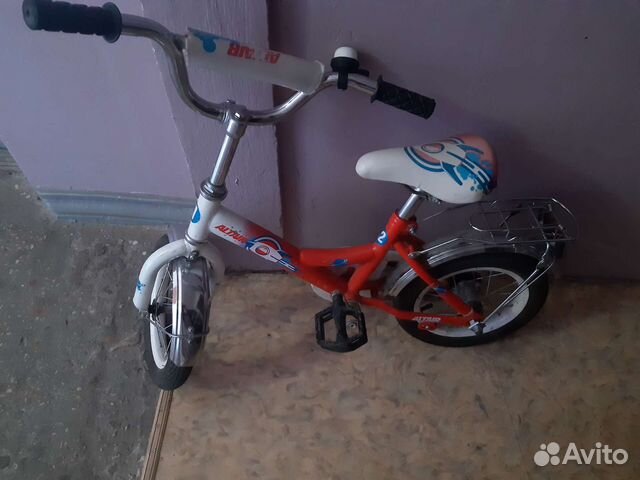 Детский велосипед четырехколесный