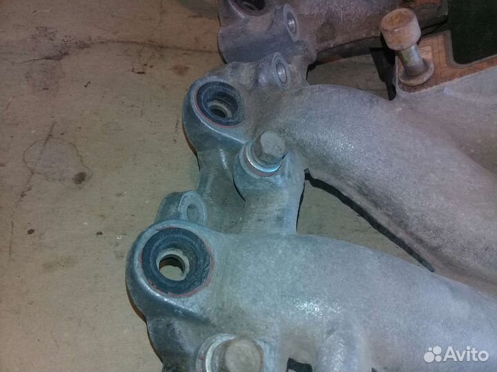 Коллектор впускной Nissan March K11 CG 1.0