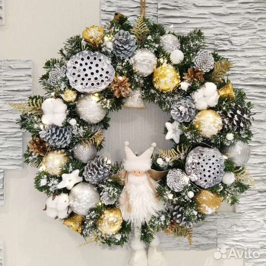 Венок рождественский, новогодние композиции
