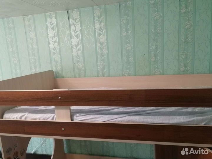 Кровать-чердак с матрасом