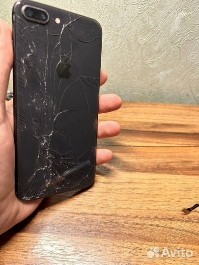 iPhone 8 Plus, 128 ГБ