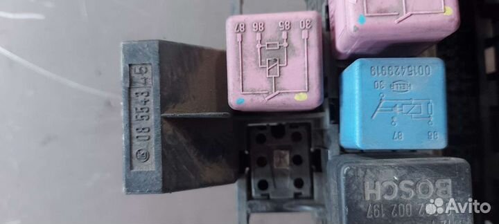 Блок реле на Mercedes W140