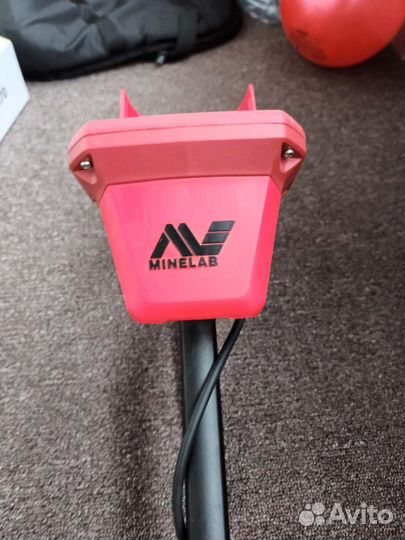 Металлоискатель minelab vanquish 340