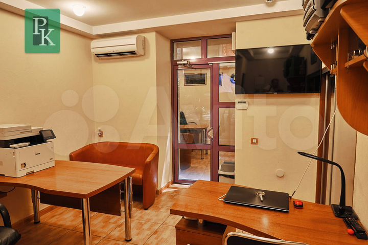 Помещение 14 м2 на Большой Морской