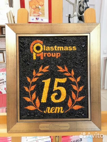 Картины, гербы и эмблемы из янтаря изготовление