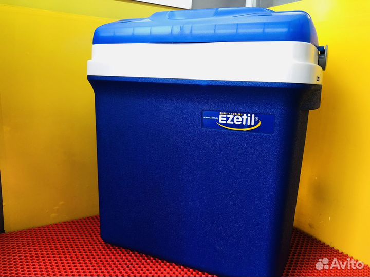 Z.8235 автохолодильник Ezetil E26