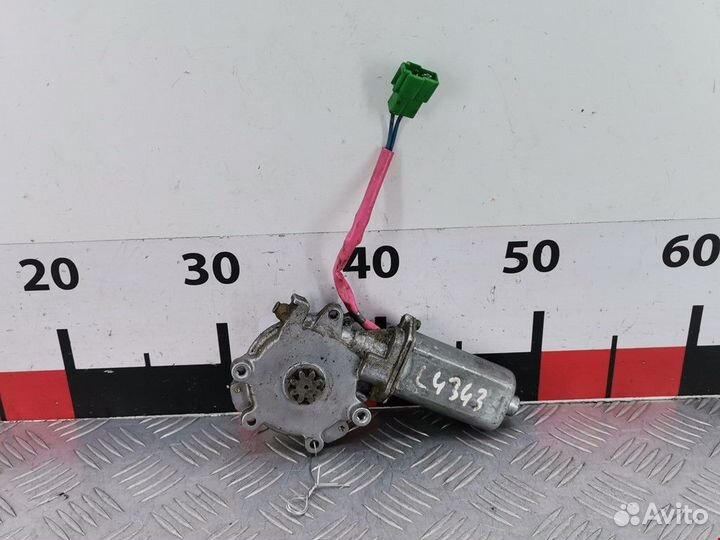 Моторчик стеклоподъемника Subaru Impreza