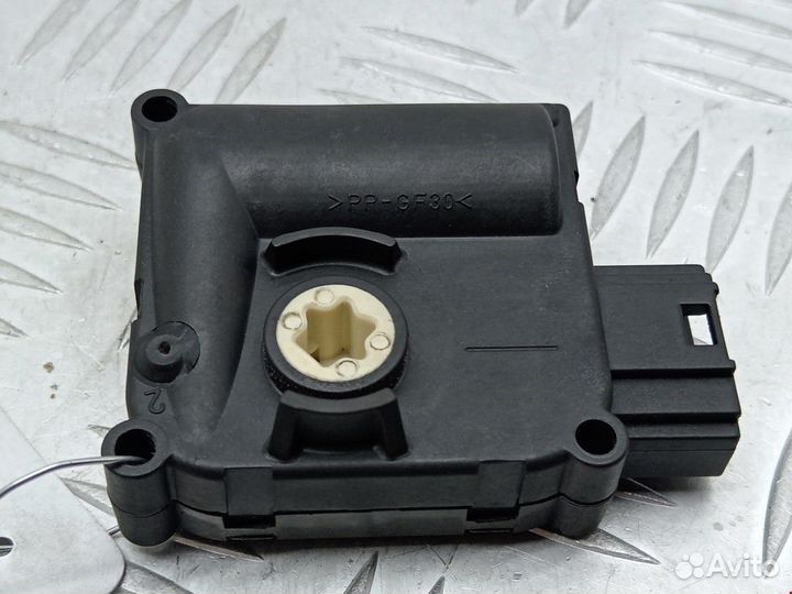 Электропривод Audi A6 4F/C6 2008 4F0820511A