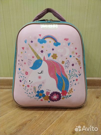 Школьный рюкзак