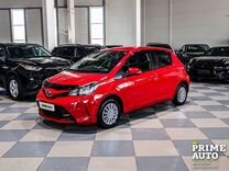 Toyota Vitz 1.0 CVT, 2015, 92 637 км, с пробегом, цена 849 000 руб.