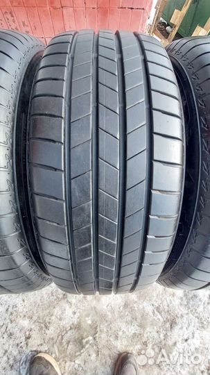 Bridgestone Turanza T005 215/55 R17 94V