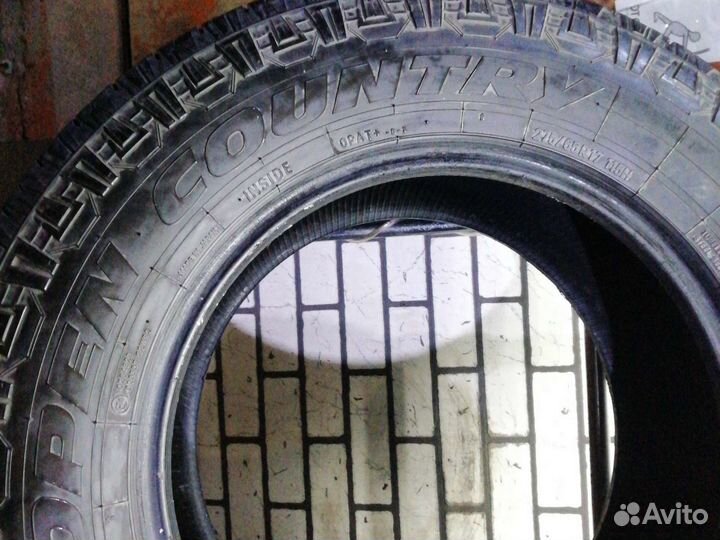 Toyo Open Country A/T Plus 275/65 R17 115H
