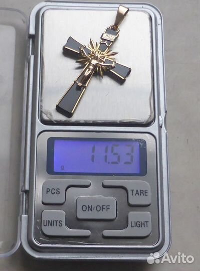 Золотой крест 11,5 гр с агатом.585 прб. со звездой