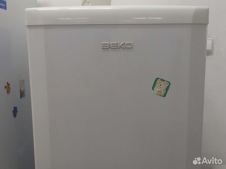 Холодильник б/у beko 160 см