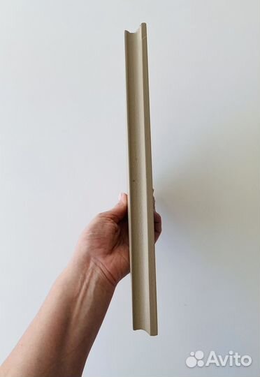 Полка навесная угловая новая