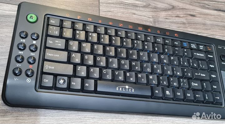 Клавиатура беспроводная с тачпадом