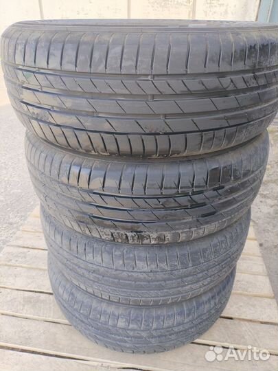 Kumho Ecsta PS71 235/60 R18 107W