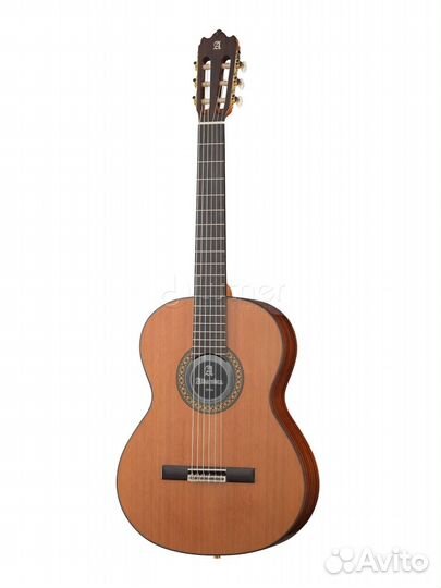 Классическая гитара Alhambra 6.807 Classical Conse