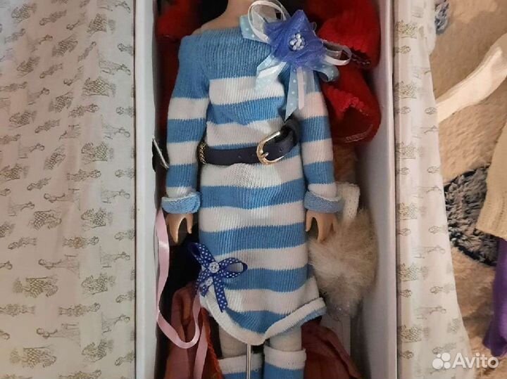 Кукла Tonner Essential Amber Ellowyne Wilde