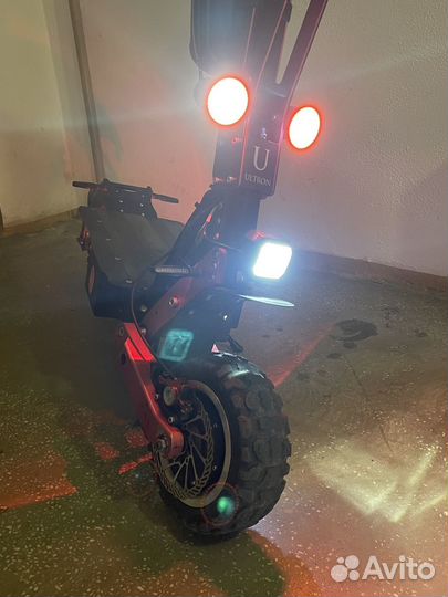 Электро самокат Ultron T128