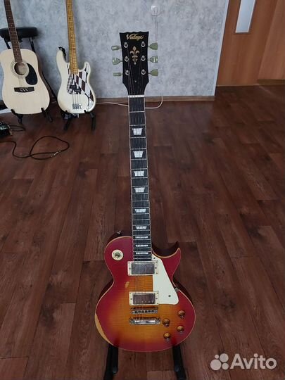 Электрогитара Vintage v100 Les Paul Icon Series