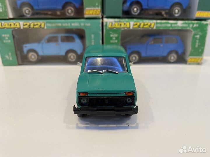 Модель автомобиля Нива 2121 СССР 1:43