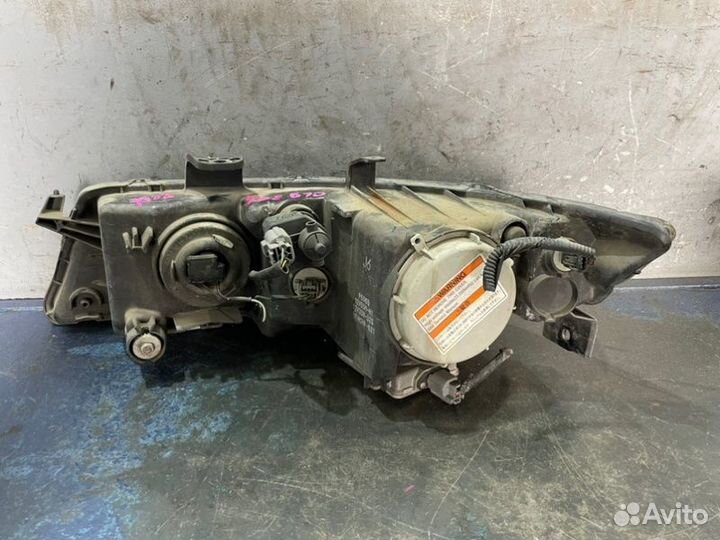 Фара ксенон правая Honda Accord 7 CL Рест