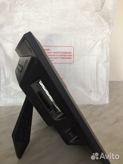 Цифровая фоторамка kodak EasyShare SV710 новая