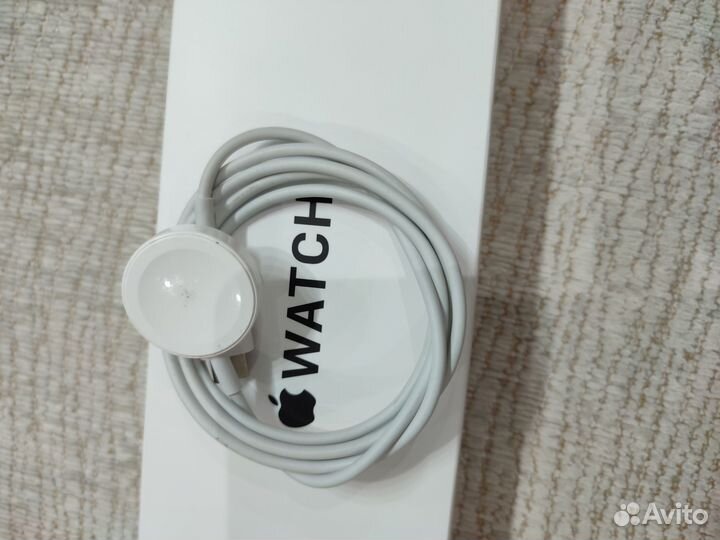 Продам часы apple watch 40 мм silver