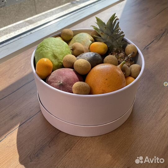 Фруктовая корзина в подарок