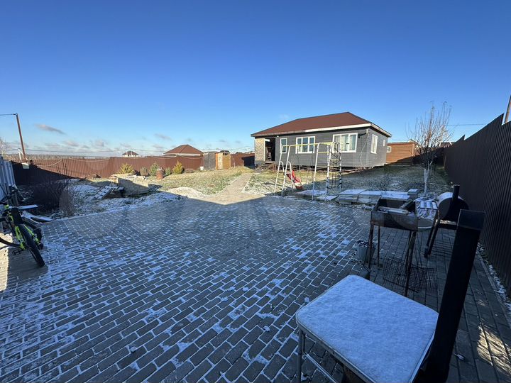 Дача 98,8 м² на участке 8,4 сот.