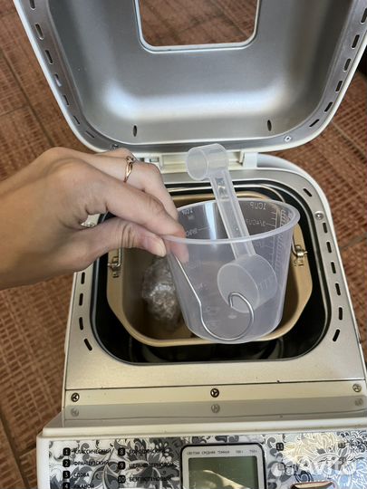 Хлебопечка