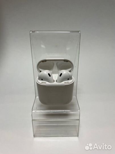 Беспроводные наушники Apple AirPods 2 (оригинал)