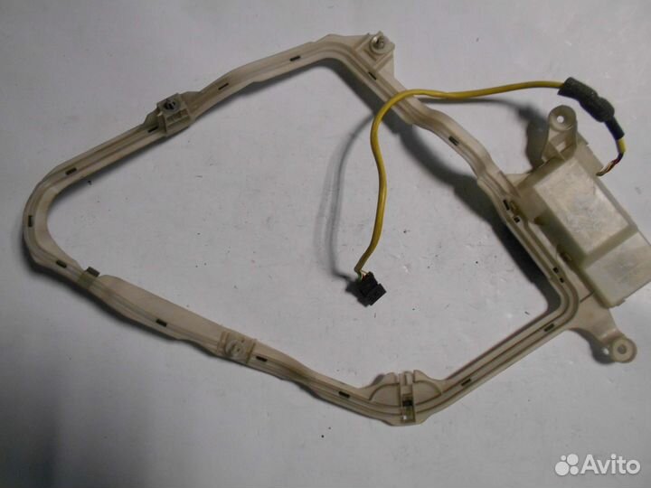 Антенна KeyLess Go передняя правая W220 A220820027