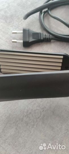 Выпрямитель, утюжок, гофре для волос