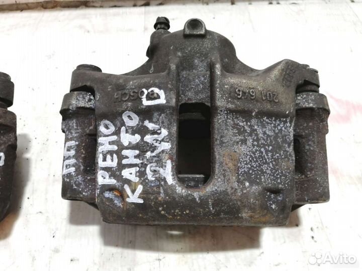 Суппорт передний Renault Kangoo