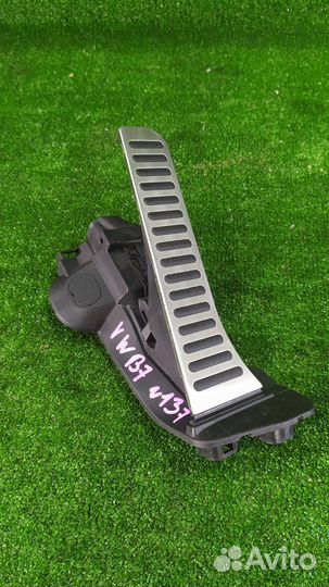 Педаль газа Volkswagen Passat B7 cczb 2013