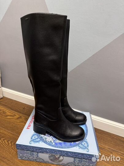 Сапоги новые натуральная кожа 39 раз