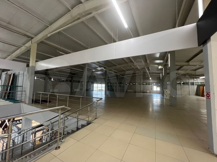 Торговая площадь, 733 м²