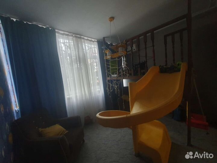 Детский комплекс с винтовой горкой и скаладромом