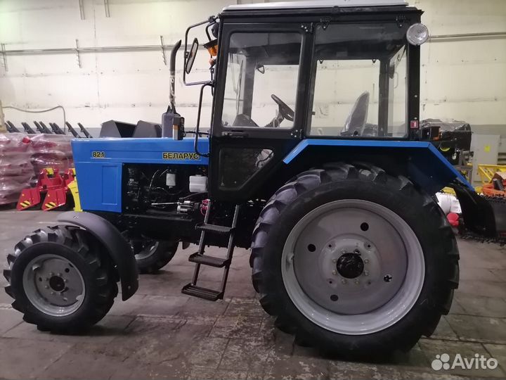 Трактор МТЗ (Беларус) 82.1, 2023