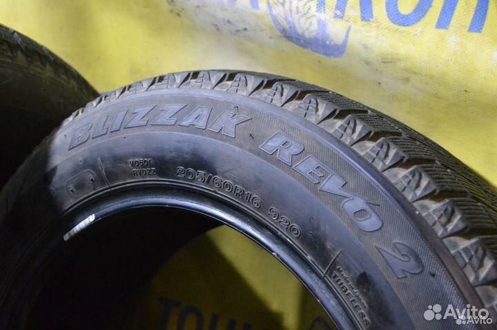 Bridgestone Blizzak Revo2 205/60 R16