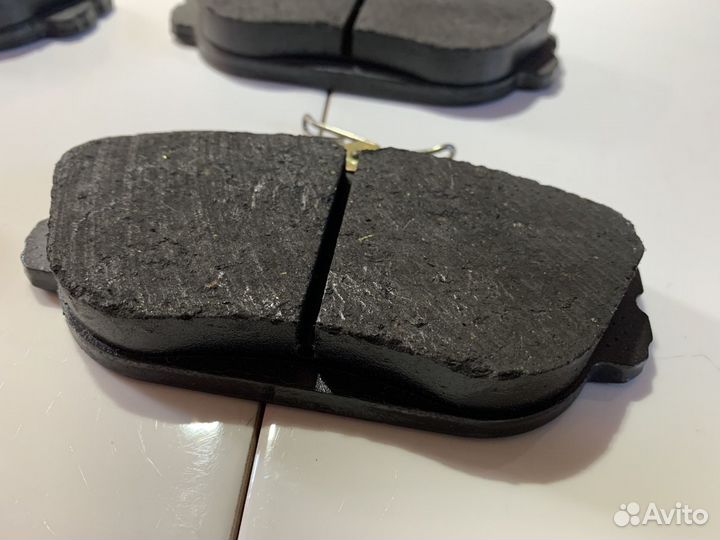 Колодки передние Ford Taurus Windstar V6 Trw