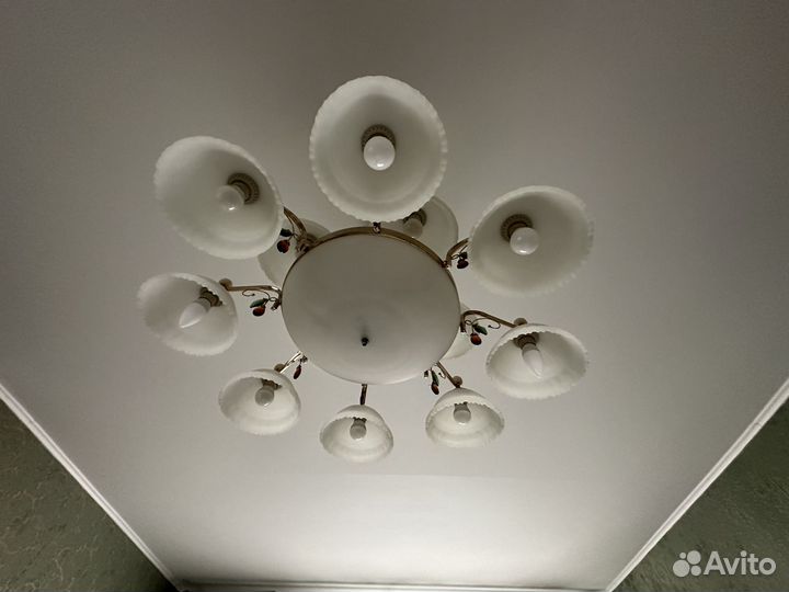 Люстра потолочная бу