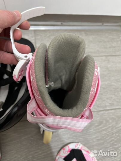 Роликовые коньки